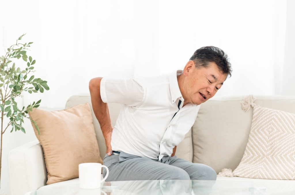 久喜市で【腰椎すべり症・分離症】でお悩みの方へ　腰の痛み・反るとつらい・足のしびれ…原因／対処／予防まで３分で解説